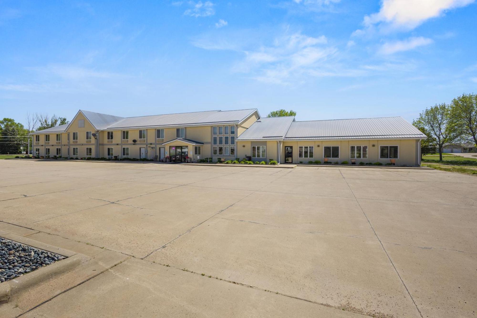 De Smet Super Deluxe Inn & Suites Exterior foto